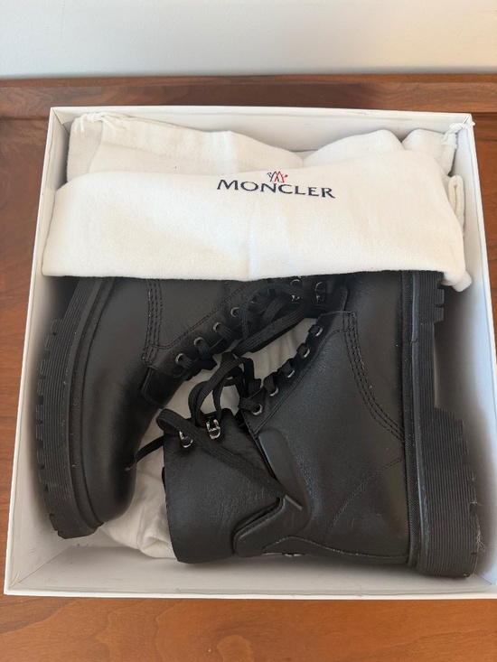 MONCLER Patty leather ankle boots Size W 40 black - Picture 2 of 4